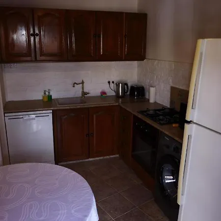Village Stone House Double With Ensuite Gasthuis